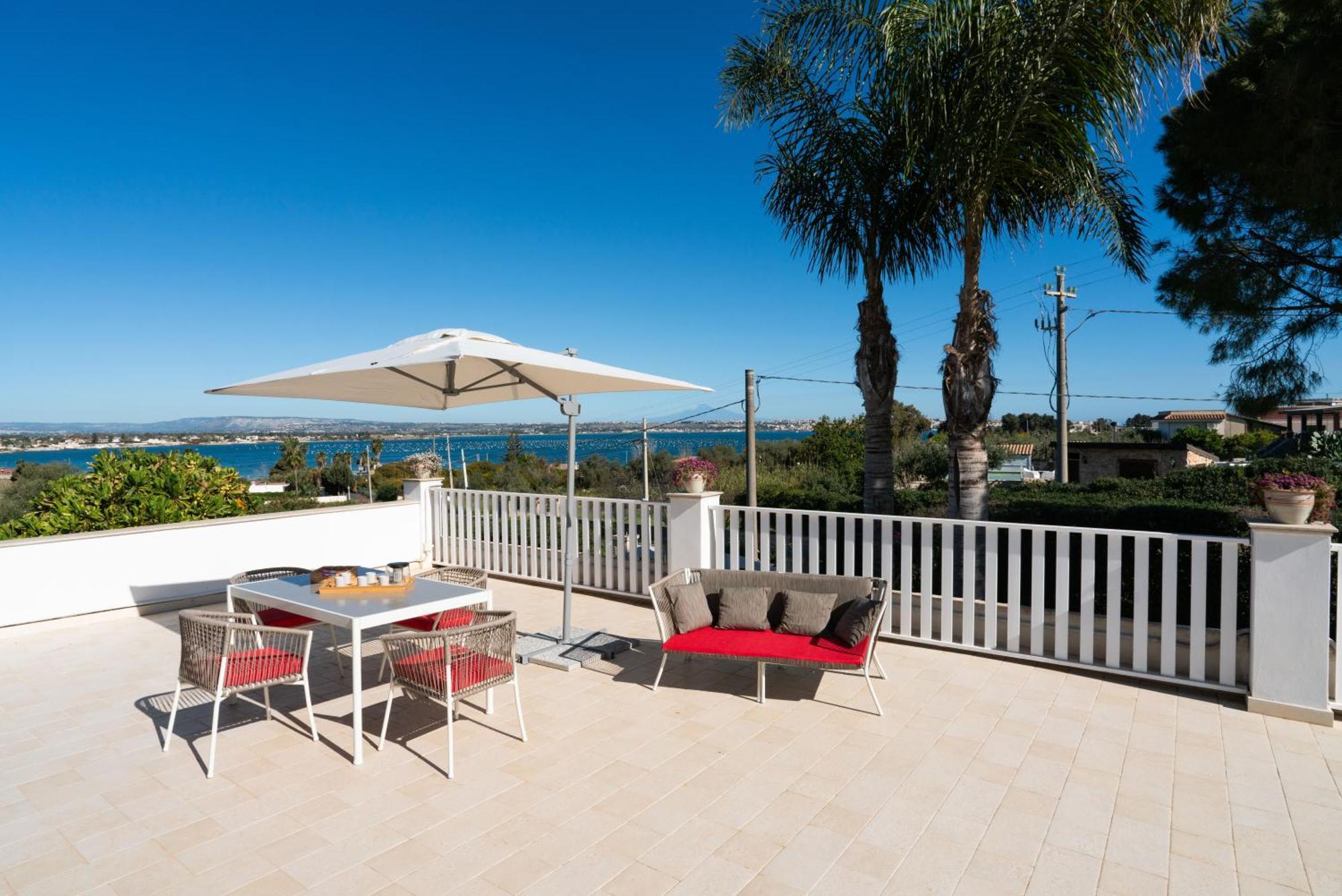 Villa Elena By Ortigia Apartments 法努撒 外观 照片