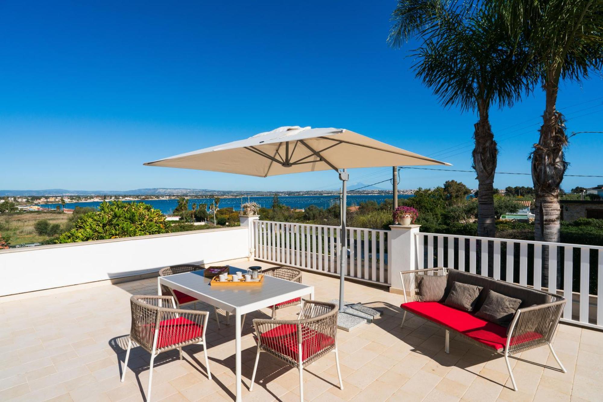 Villa Elena By Ortigia Apartments 法努撒 外观 照片