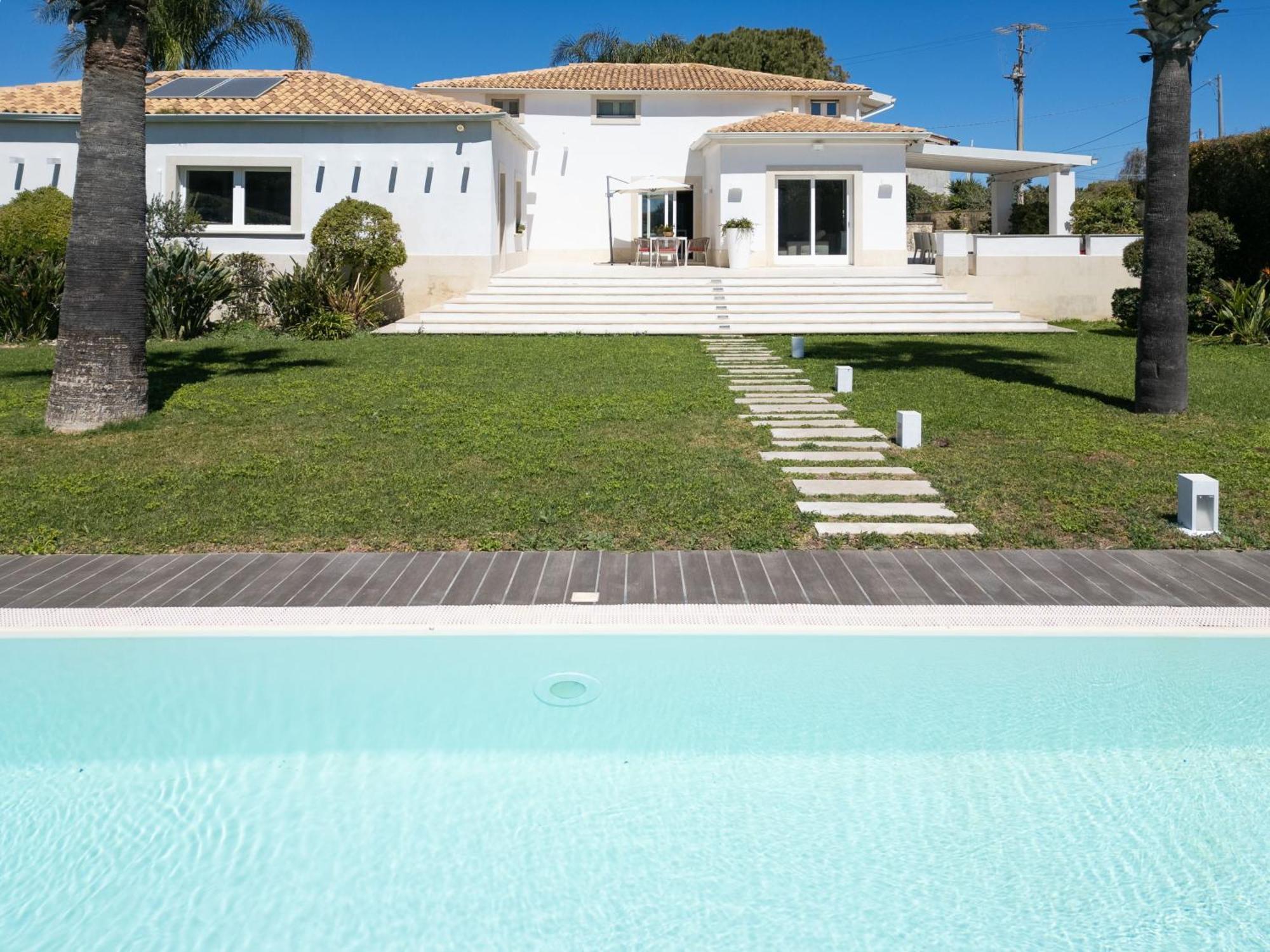 Villa Elena By Ortigia Apartments 法努撒 外观 照片