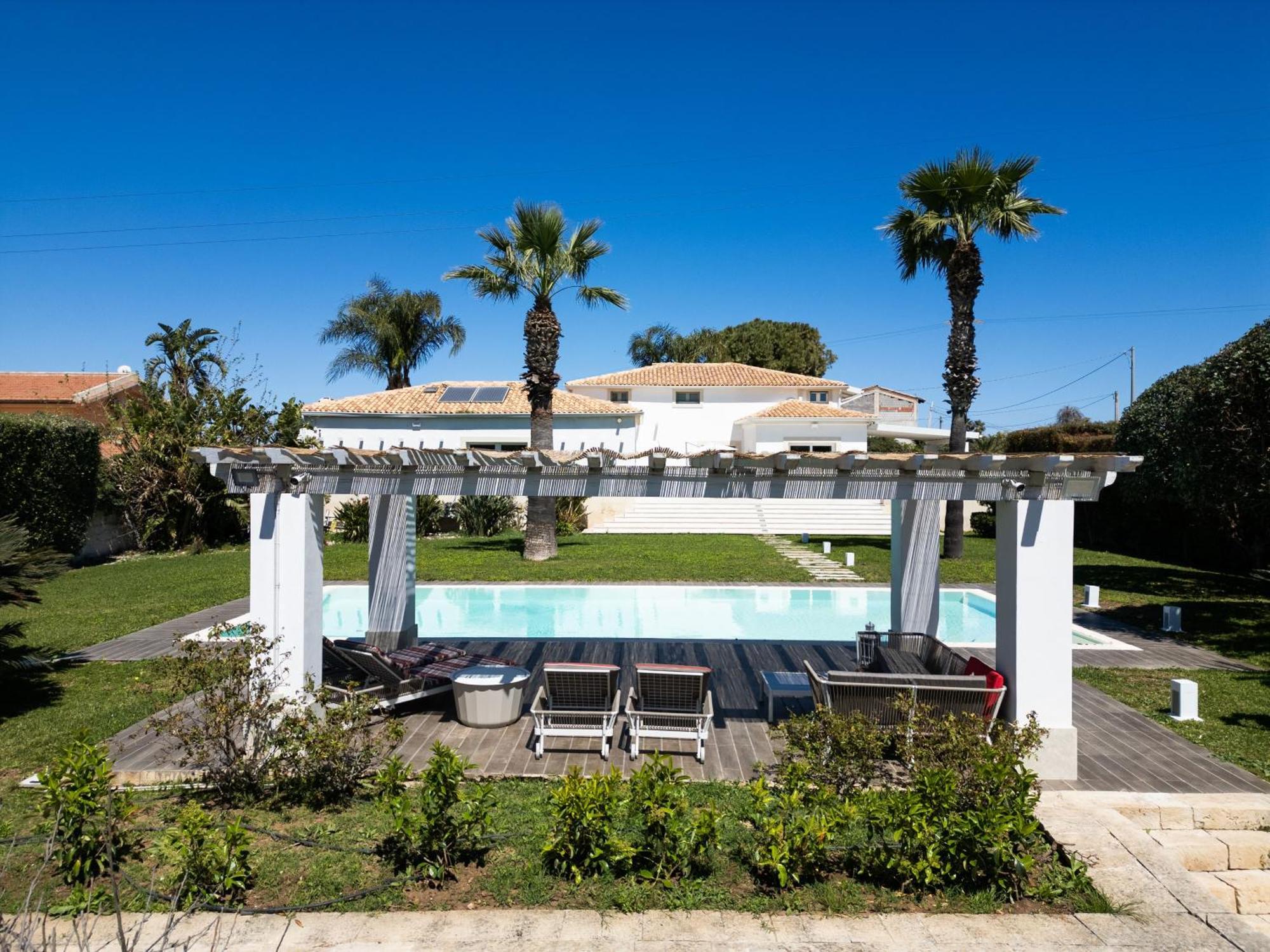 Villa Elena By Ortigia Apartments 法努撒 外观 照片